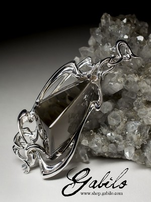 Silver pendant with rauchtopaz