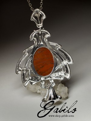 Silver pendant with jasper
