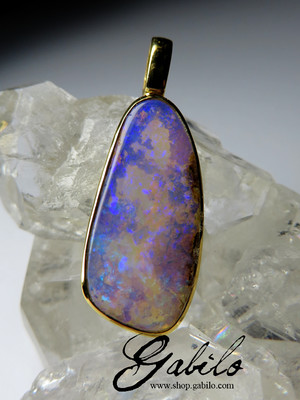 australian Opal Gold Pendant 