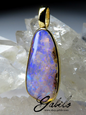 australian Opal Gold Pendant 