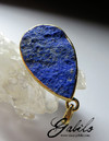 Gold pendant with lapis lazuli