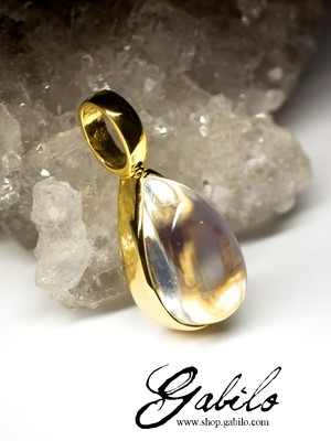 Moonstone Gold Pendant