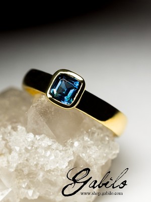 Spinel gold ring with Jewelry Report MSU