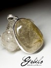 Silver pendant with quartz