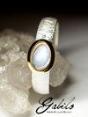 Ring with moonstone in silver with certificate