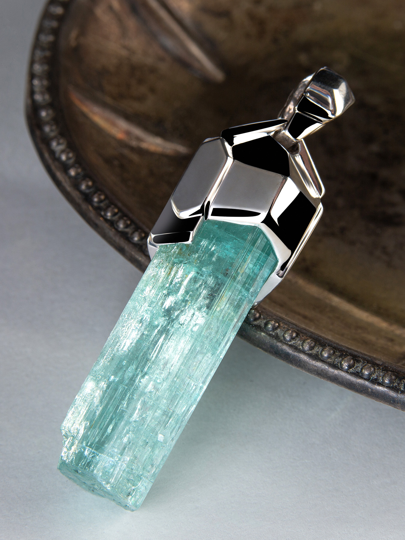 Natural Aquamarine Healing Stone Pendant Gem Minerals Amethyst DIY Gift Crystal  Pendant Female Rubik's Cube Necklace - China Fashion Jewellery and Pendulum  Necklace price | Made-in-China.com