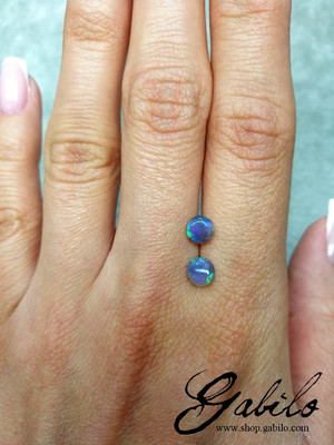Opal pair 0.90 carat with MSU Gem Report