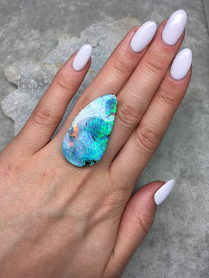 Boulder opal oval 11.70 carat