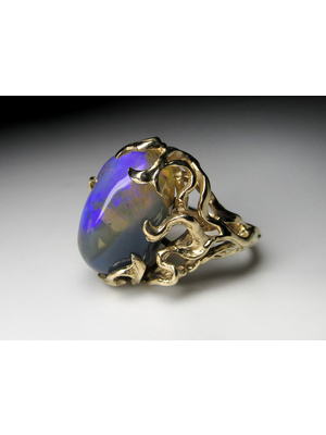 Jellyfish - Gorgeous neon opal gold ring