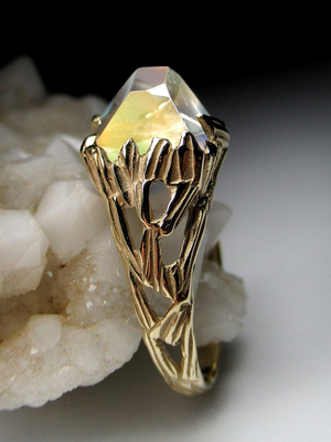 Rainbow Moonstone gold ring 