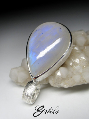 Moonstone silver pendant