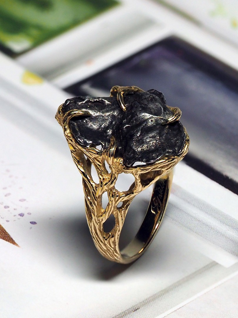 Amazon.com: Genuine Meteorite Stone Ring, 925 Sterling Silver Ring, Raw Gemstone  Ring, Stacking Ring, Moldavite Ring, Minimalist Ring, Split Band Ring (10)