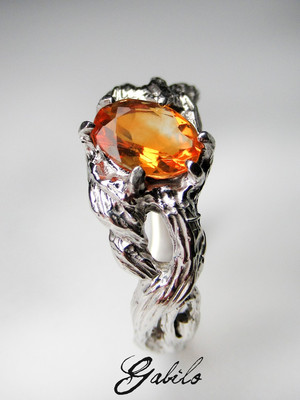 Fire opal gold ring 