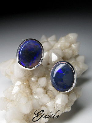 Black opal gold earrings 