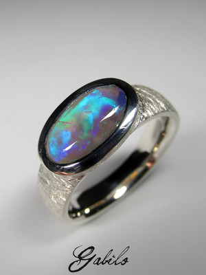 Dark opal gold ring 