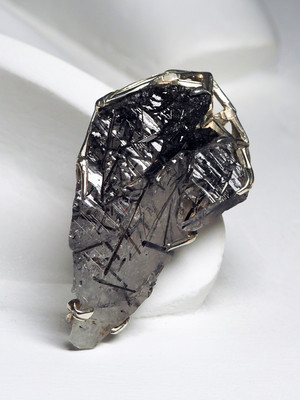 Rutilated quartz silver pendant 