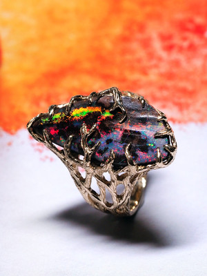 Boulder opal gold ring