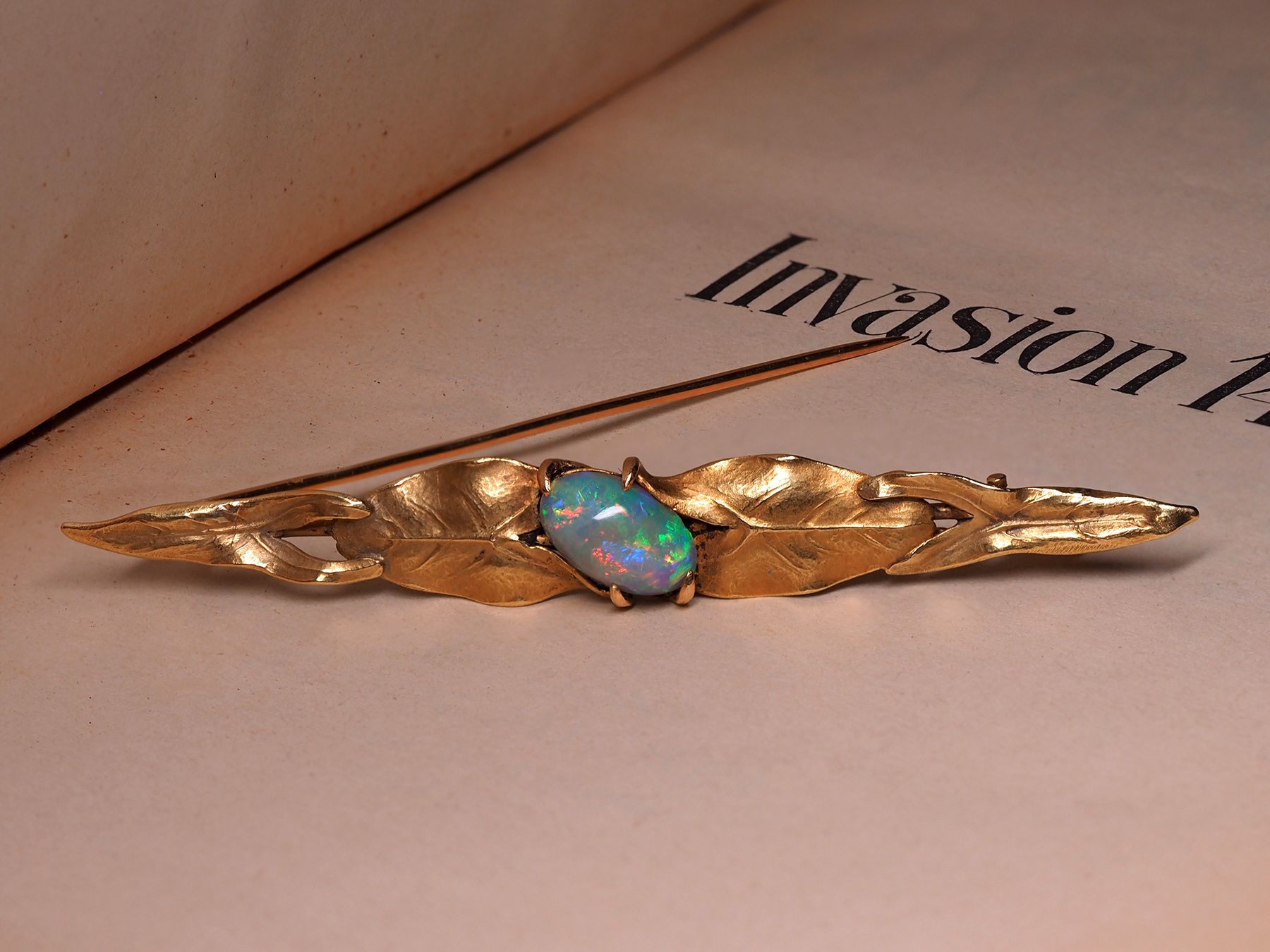 opal gold brooch