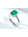 Emerald gold ring