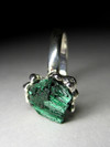 Ring with natural malachite