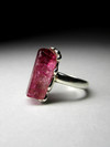 Gold ring with rubellite