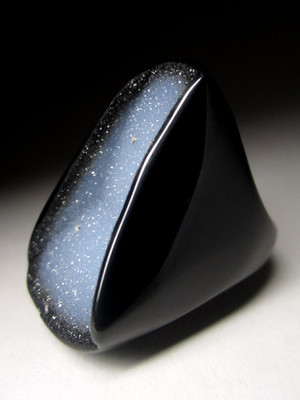 One-piece quartz ring