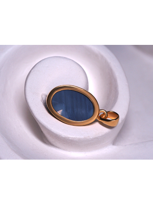 Black Opal gold pendant