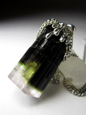 Certified polychrome tourmaline in silver