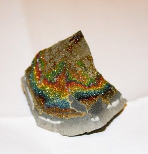 Pendant with spectropyrite