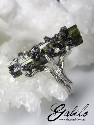 Green Tourmaline Crystal Silver Ring 