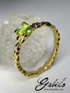Ring with chrysolite cut oval