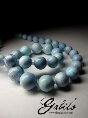 Turquoise Sphere 1 grade Beaded Necklace
