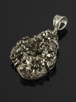 Pendant with marcasite pyrite in silver