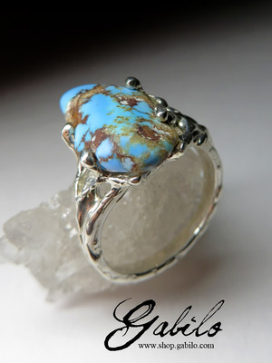 Ring with a nugget of turquoise