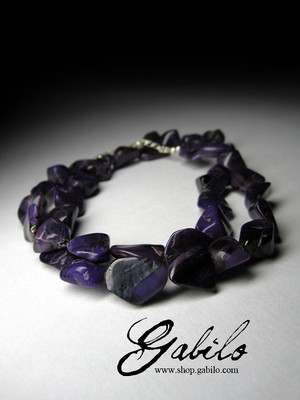 Beads from sugilite