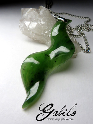 Fantasy pendant with jade carving