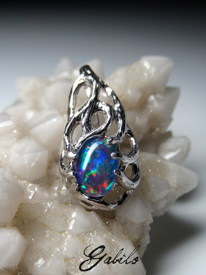 Triplet opal silver pendant