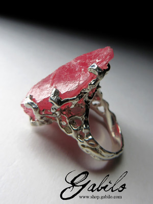 Ring with Rhodochrosite Crystal