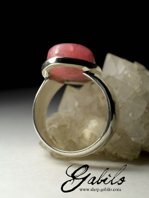 Ring with Rhodochrosite