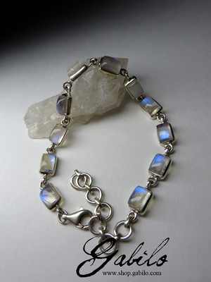 Bracelet with moon stones