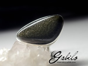 Ring with Obsidian