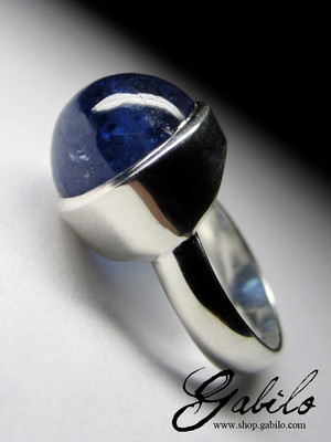 Cabochon Tanzanite Silver Ring
