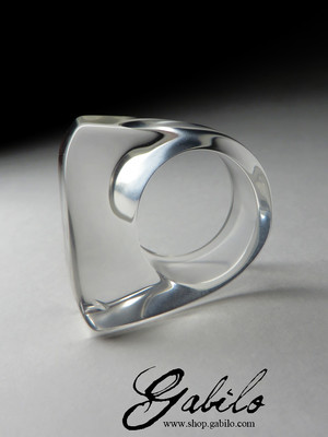 One-piece rhinestone ring
