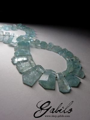 Necklace from aquamarine