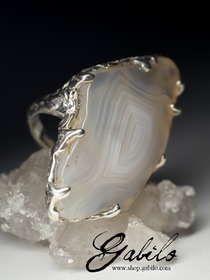 Large silver ring with agate