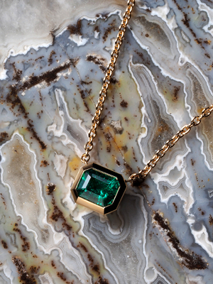 Columbian Emerald and Diamond gold necklace