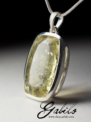 Heliodor silver pendant