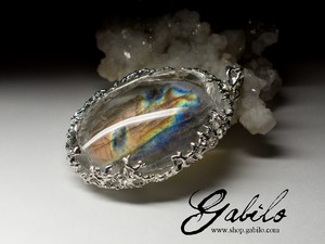 Silver pendant with quartz and labrador quartz