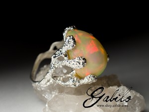 Silver ring with Ethiopian opal