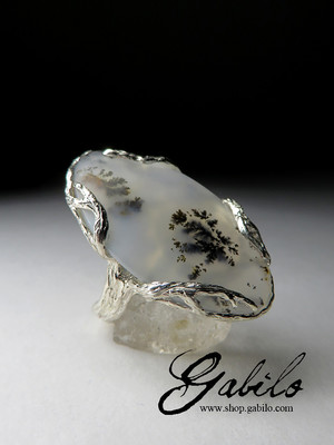 Ring with moss agate in silver